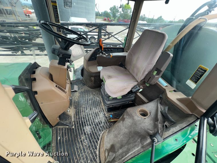 image for item MR9841 2010 John Deere 4730  sprayer