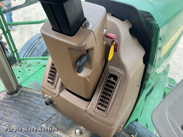 image for item MR9841 2010 John Deere 4730  sprayer