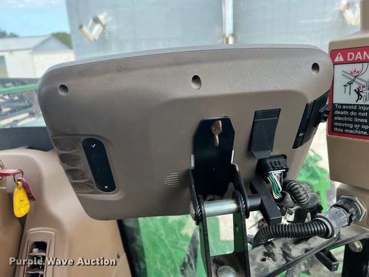 image for item MR9841 2010 John Deere 4730  sprayer