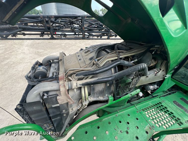 image for item MR9841 2010 John Deere 4730  sprayer