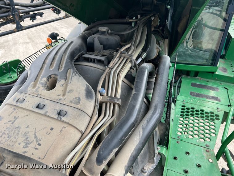 image for item MR9841 2010 John Deere 4730  sprayer