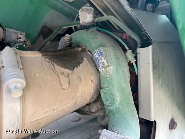 image for item MR9841 2010 John Deere 4730  sprayer