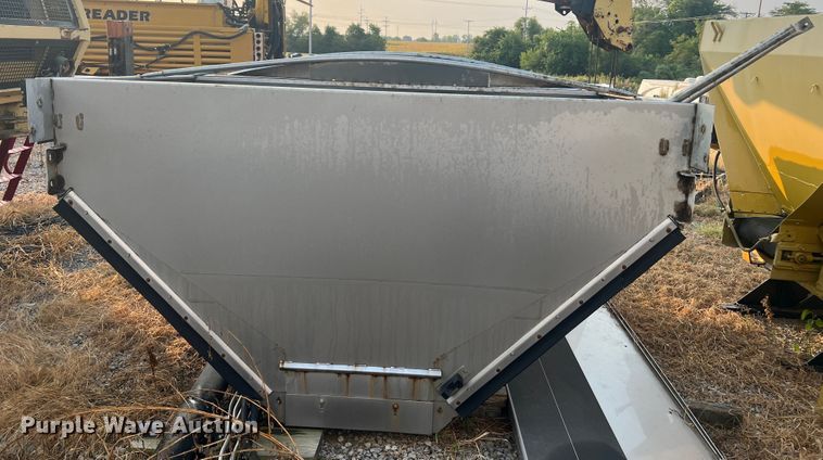 image for item MR9879 New Leader L4000G4  applicator bed