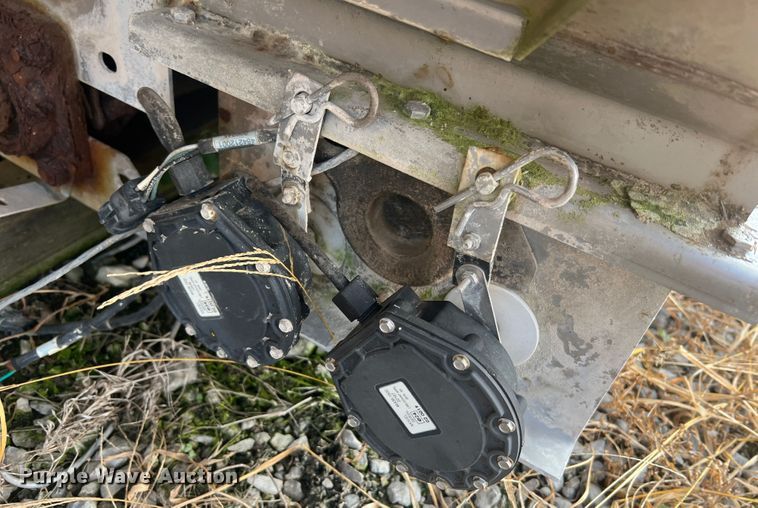 image for item MR9879 New Leader L4000G4  applicator bed