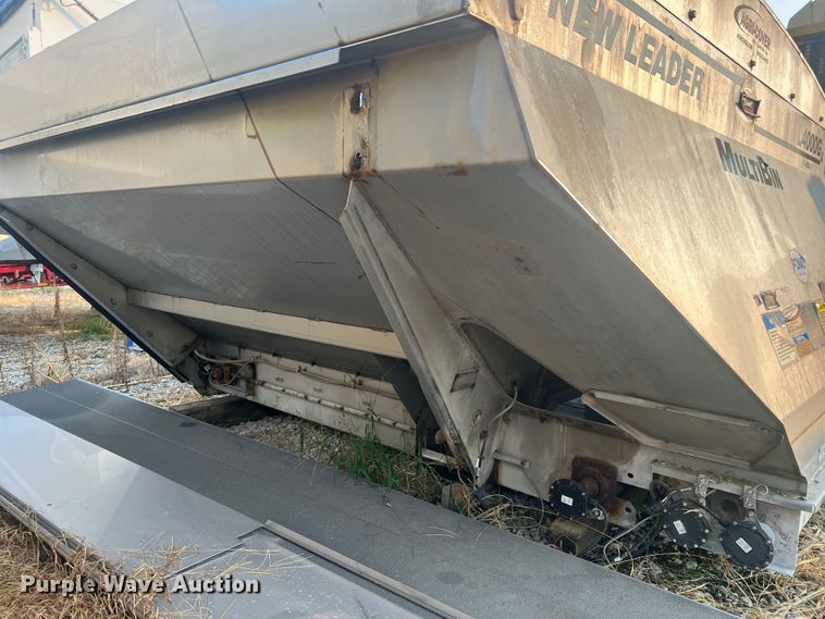 image for item MR9879 New Leader L4000G4  applicator bed