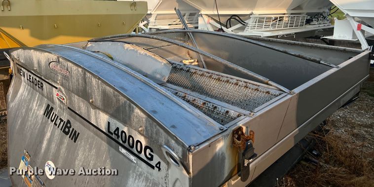 image for item MR9879 New Leader L4000G4  applicator bed