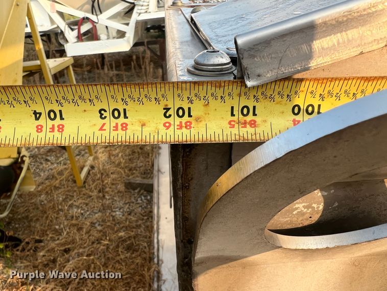 image for item MR9879 New Leader L4000G4  applicator bed