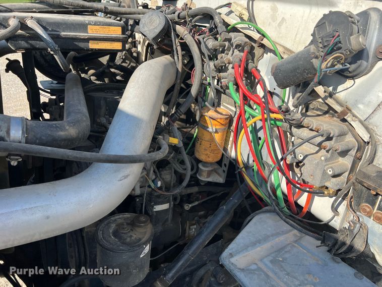 image for item MR9896 1992 Ford L9000  grain truck