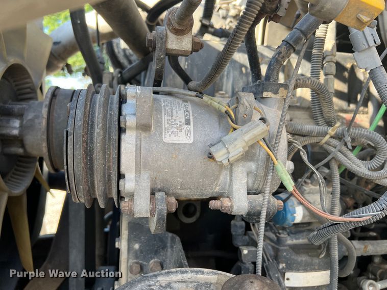 image for item MR9896 1992 Ford L9000  grain truck