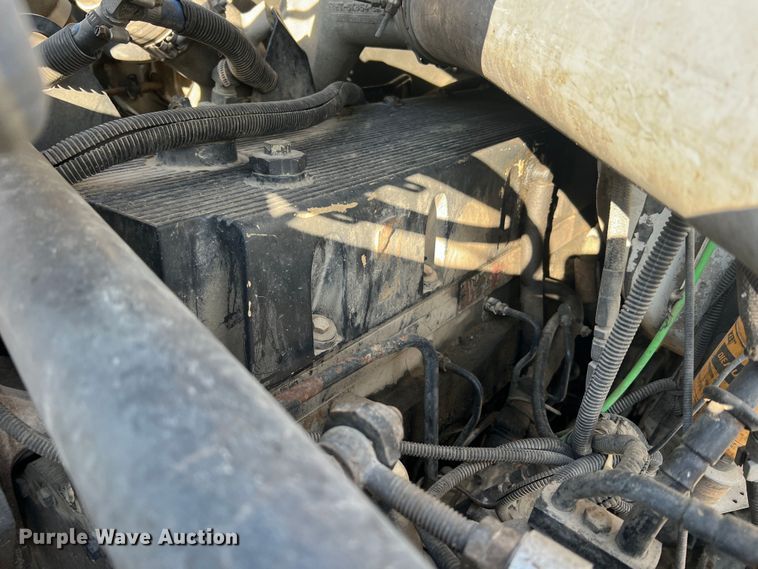 image for item MR9896 1992 Ford L9000  grain truck