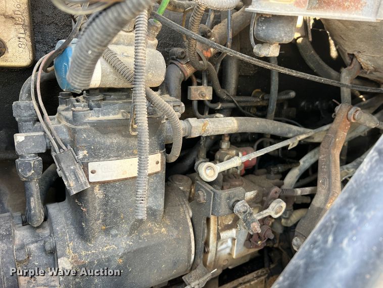 image for item MR9896 1992 Ford L9000  grain truck