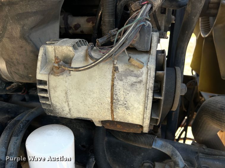 image for item MR9896 1992 Ford L9000  grain truck