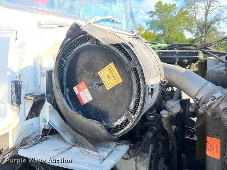 image for item MR9896 1992 Ford L9000  grain truck