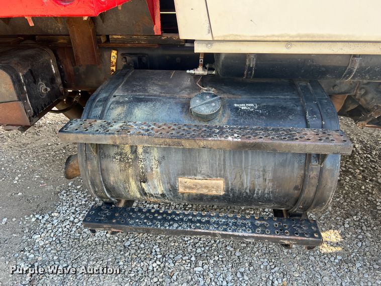 image for item MR9896 1992 Ford L9000  grain truck