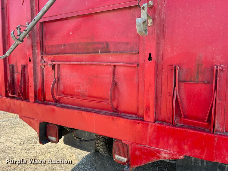 image for item MR9896 1992 Ford L9000  grain truck