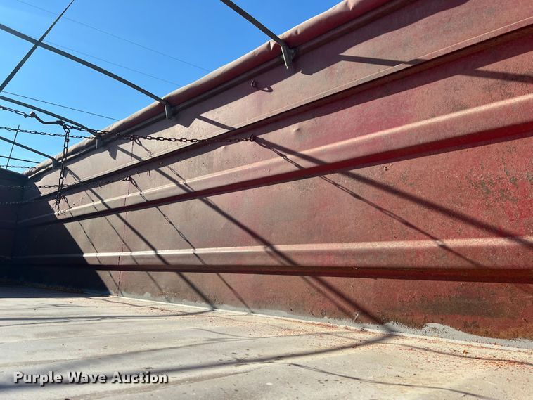 image for item MR9896 1992 Ford L9000  grain truck