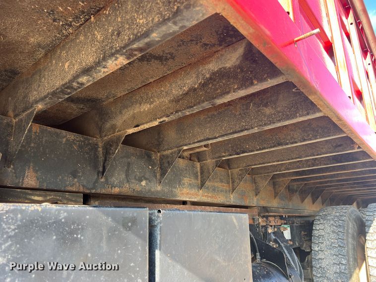 image for item MR9896 1992 Ford L9000  grain truck