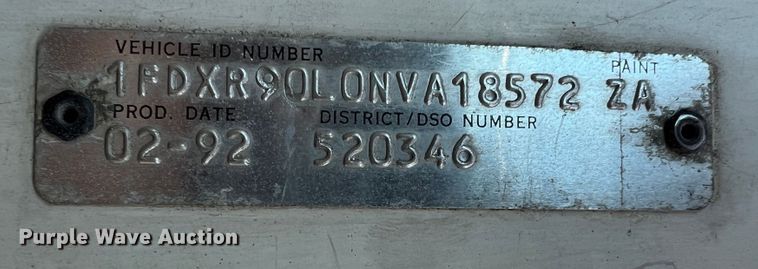 image for item MR9896 1992 Ford L9000  grain truck