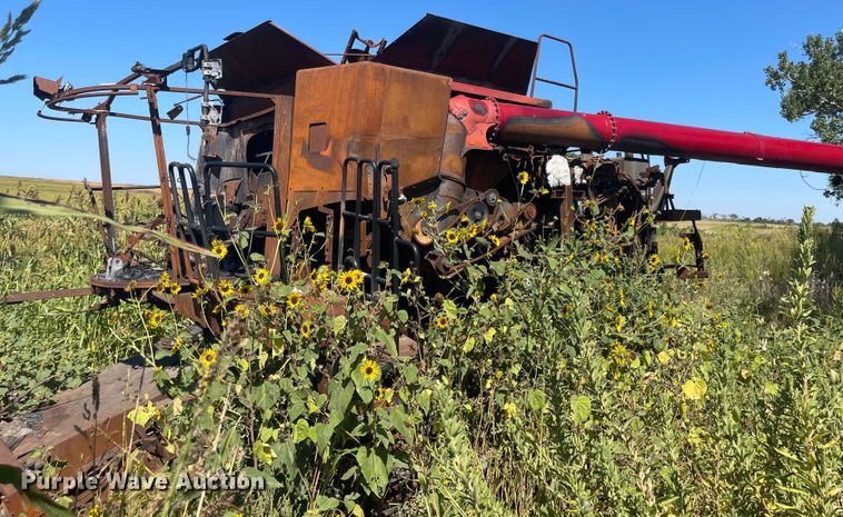 image for item MU9251 2009 Case IH 8120  RWA combine