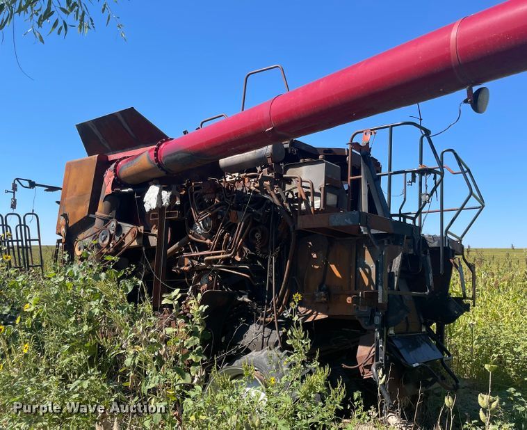 image for item MU9251 2009 Case IH 8120  RWA combine