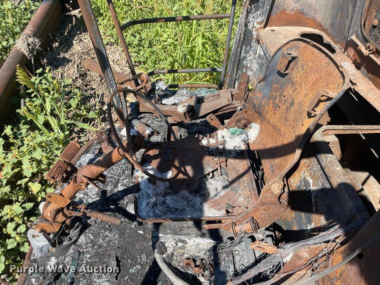 image for item MU9251 2009 Case IH 8120  RWA combine