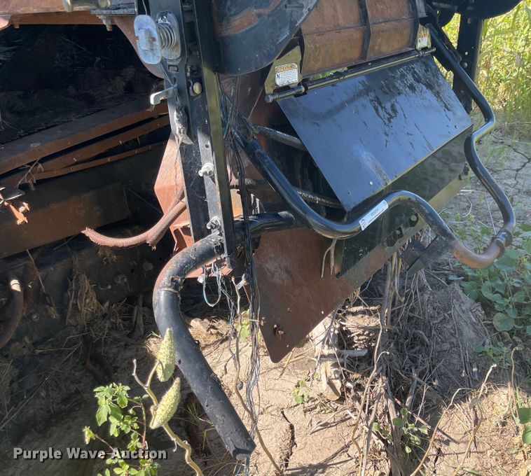 image for item MU9251 2009 Case IH 8120  RWA combine