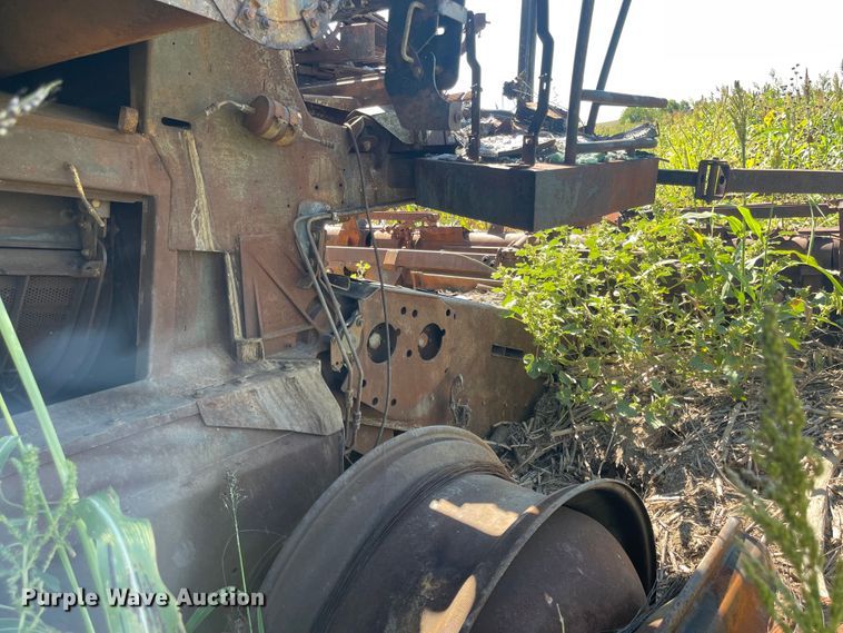 image for item MU9251 2009 Case IH 8120  RWA combine