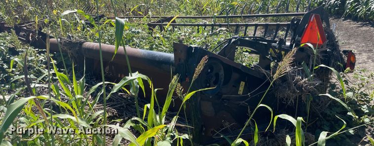 image for item MU9251 2009 Case IH 8120  RWA combine