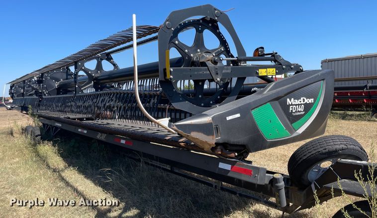 image for item MU9253 2018 MacDon FD140  flex draper head