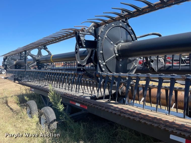 image for item MU9253 2018 MacDon FD140  flex draper head