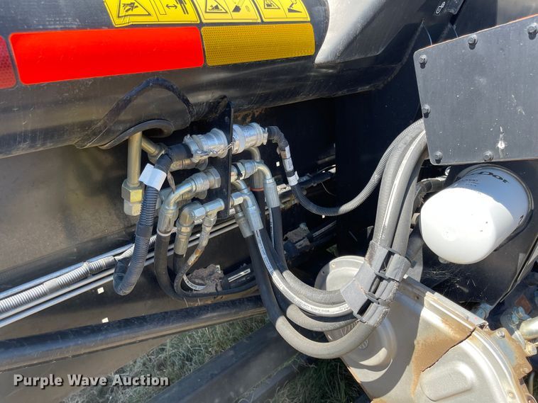 image for item MU9253 2018 MacDon FD140  flex draper head