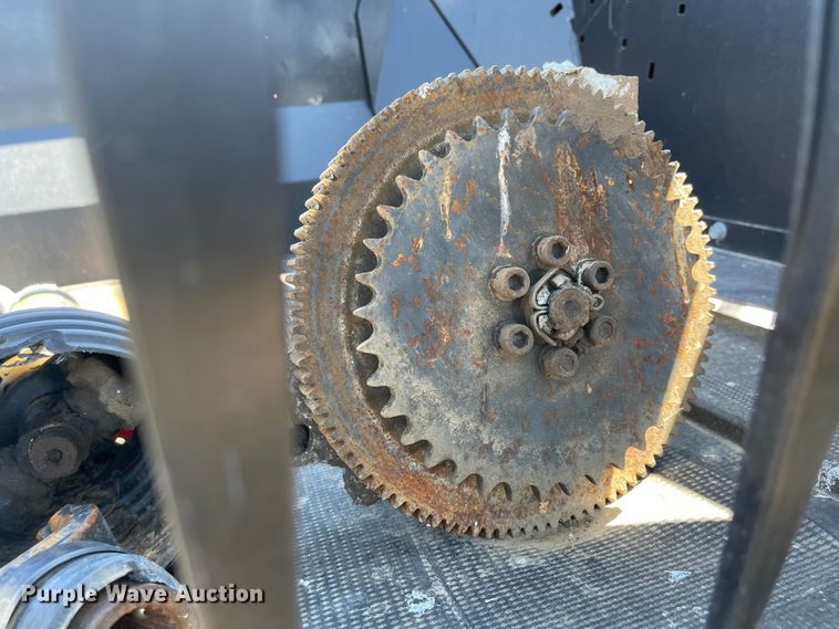 image for item MU9253 2018 MacDon FD140  flex draper head