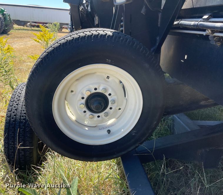 image for item MU9253 2018 MacDon FD140  flex draper head