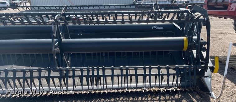 image for item MU9260 2019 MacDon FD140  flex draper head