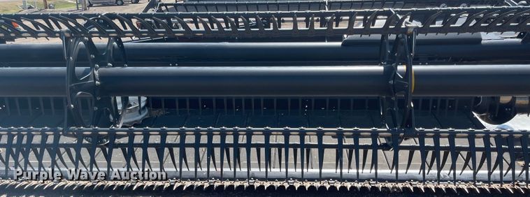 image for item MU9260 2019 MacDon FD140  flex draper head