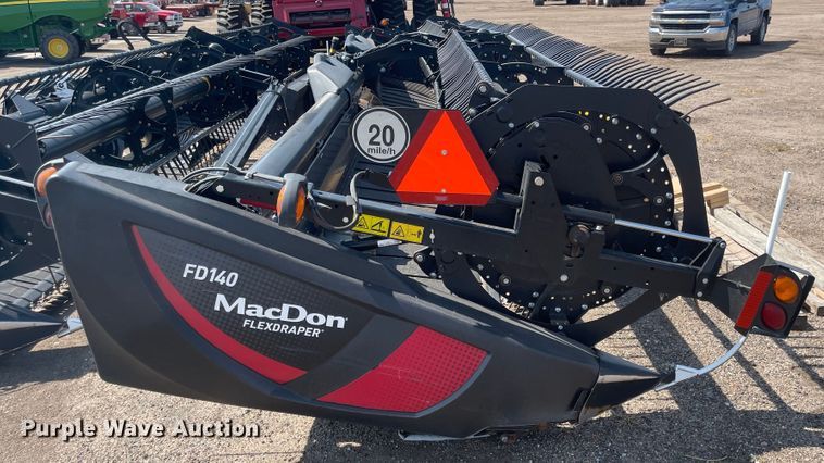 image for item MU9260 2019 MacDon FD140  flex draper head