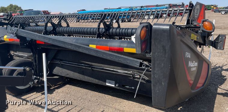 image for item MU9260 2019 MacDon FD140  flex draper head