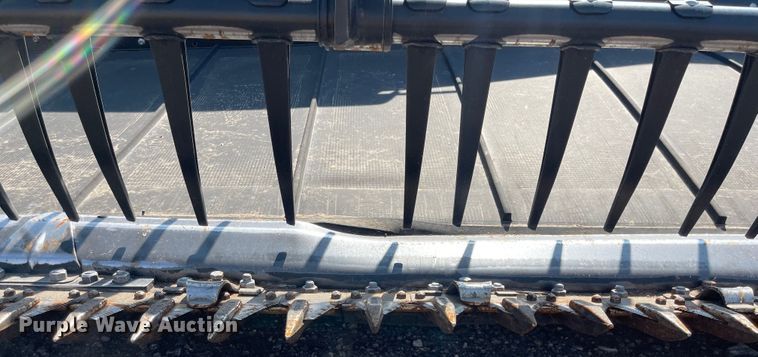 image for item MU9260 2019 MacDon FD140  flex draper head