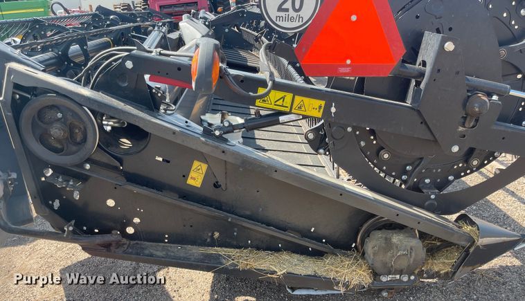 image for item MU9260 2019 MacDon FD140  flex draper head