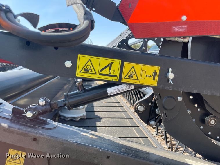 image for item MU9260 2019 MacDon FD140  flex draper head