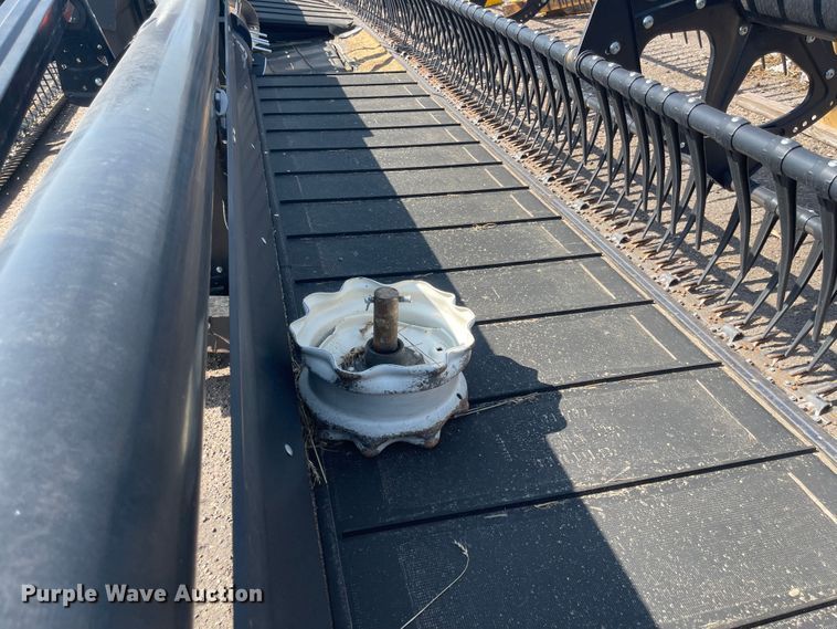 image for item MU9260 2019 MacDon FD140  flex draper head