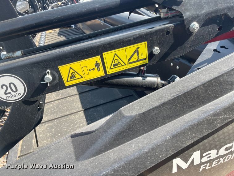 image for item MU9260 2019 MacDon FD140  flex draper head