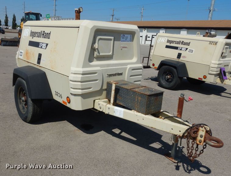 image for item DM3052 2006 Ingersoll Rand XP185  air compressor