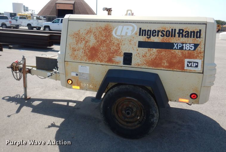 image for item DM3052 2006 Ingersoll Rand XP185  air compressor