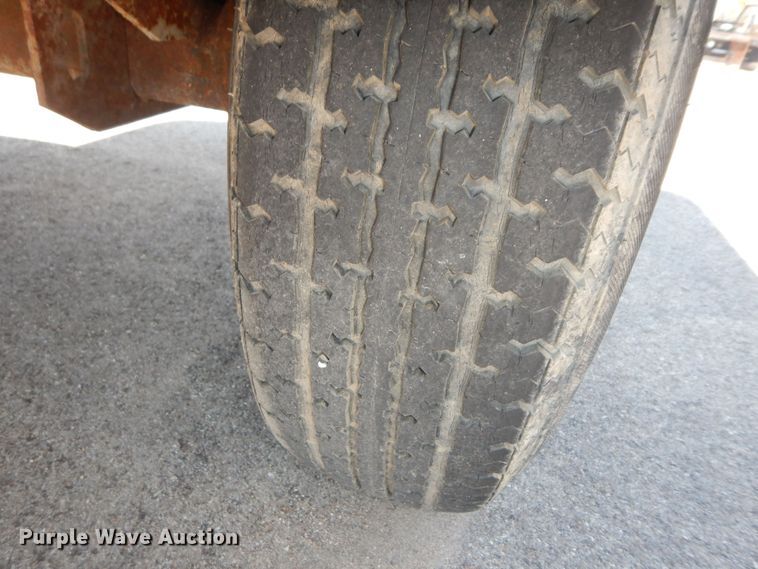 image for item DM3052 2006 Ingersoll Rand XP185  air compressor