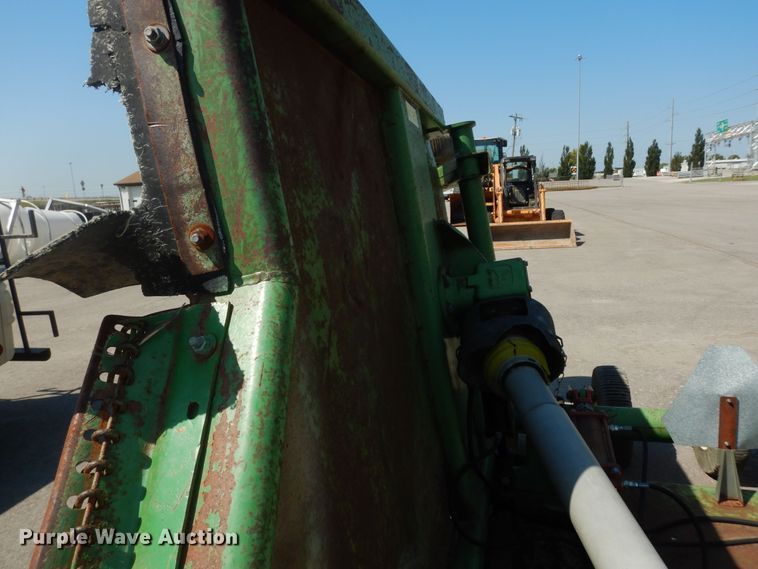 image for item DM3059 John Deere 1517  batwing rotary mower