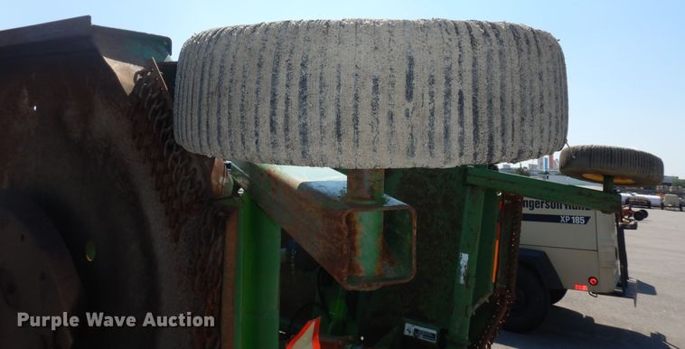 image for item DM3059 John Deere 1517  batwing rotary mower