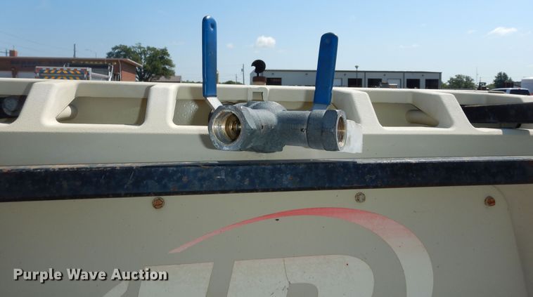 image for item DM3060 2006 Ingersoll Rand XP185  air compressor