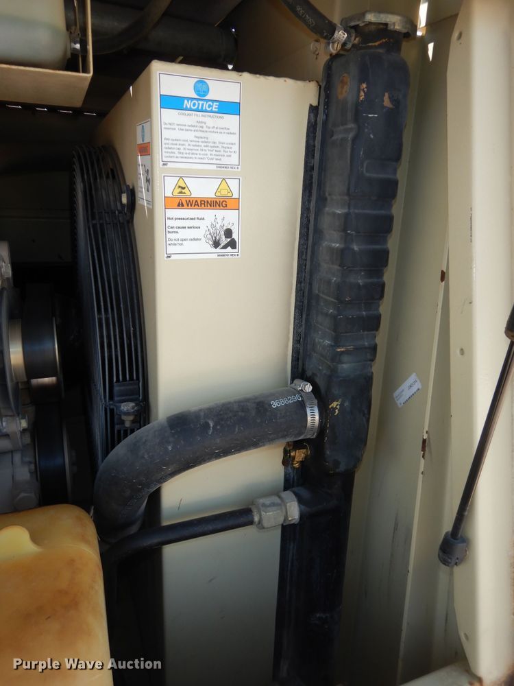 image for item DM3060 2006 Ingersoll Rand XP185  air compressor