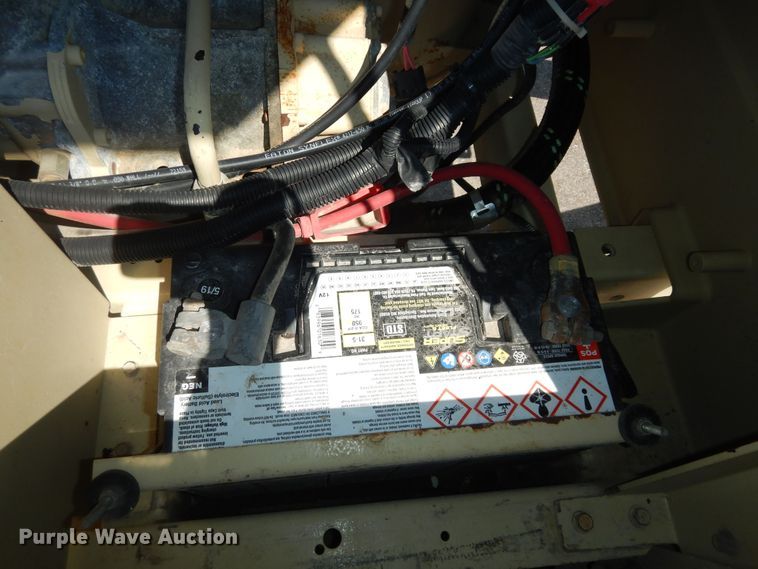 image for item DM3060 2006 Ingersoll Rand XP185  air compressor